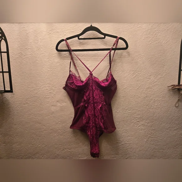 Burgundy Lace Strappy Bodysuit Lingerie Y2K Romantic Mesh Teddy (Size L) - Picture 2 of 10
